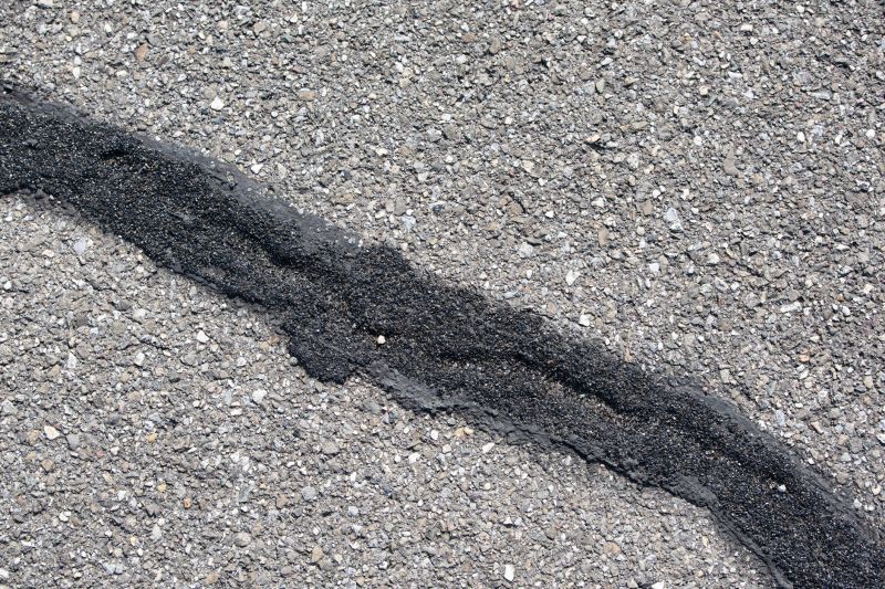 Indianapolis Driveway Crack Sealing