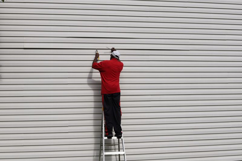 Indianapolis Loose Siding Repair
