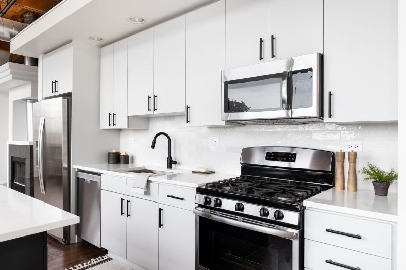 Local Cabinet Restyling in Johnstown, OH