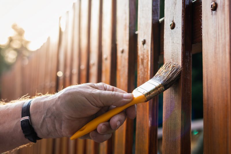 Local Fence Staining in Rosemount, MN