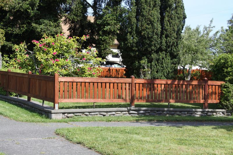 Local Fence Staining in Savage, MN