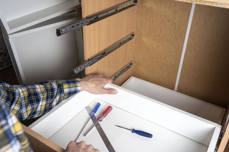 Local Kitchen Cabinet Replacement in Middletown, OH