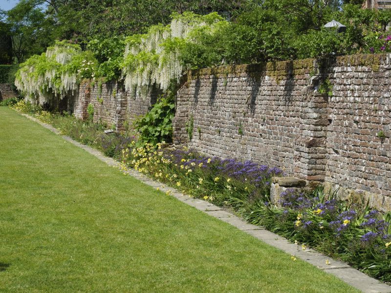Local Rock Wall Landscaping in Tolland, CT