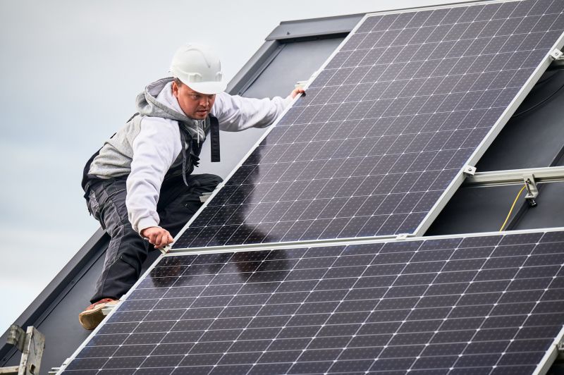 Local Roof Solar Panel Repair in Encino, CA