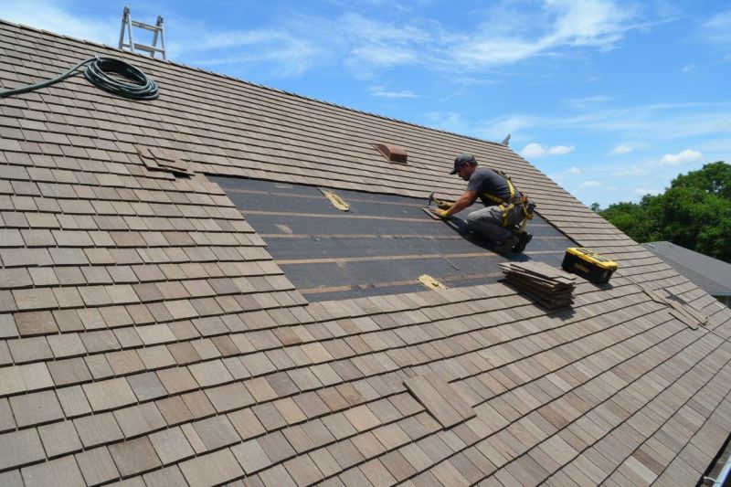 Local Shake Roof Replacement in Stockbridge, GA