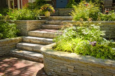 Stone Wall Hardscaping