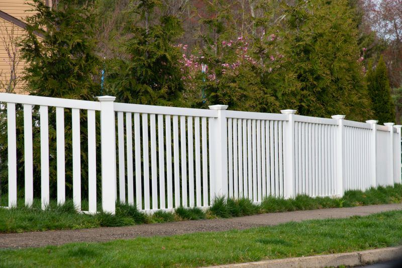 Local Vinyl Fence Installation in Peoria, IL