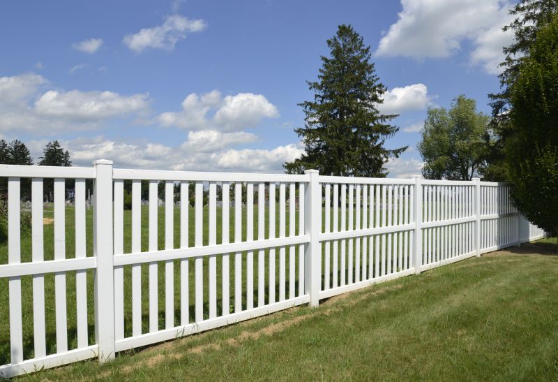 Local Vinyl Fence Installation in Toledo, OH