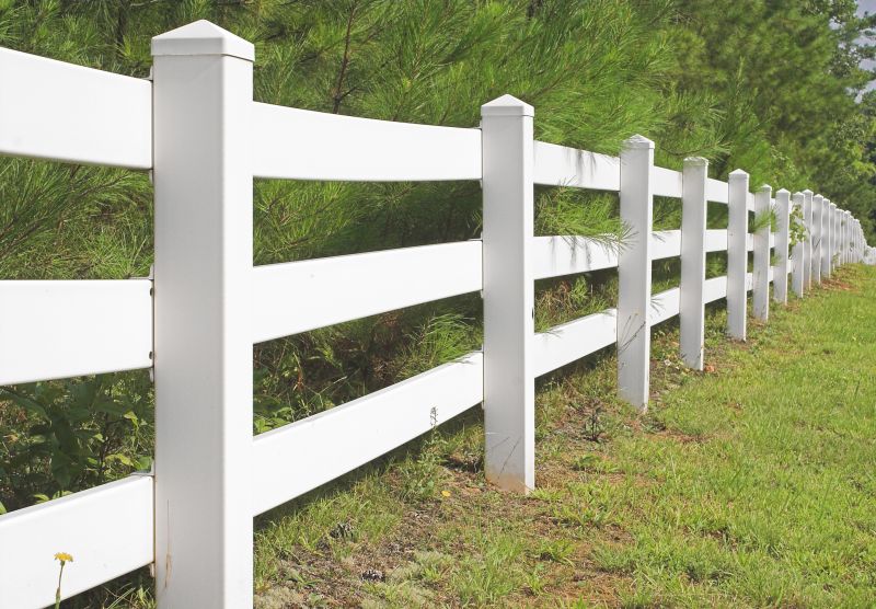 Local Vinyl Fence Replacement in Pittsford, NY