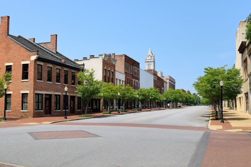 Local Building Raising in Jefferson City, TN