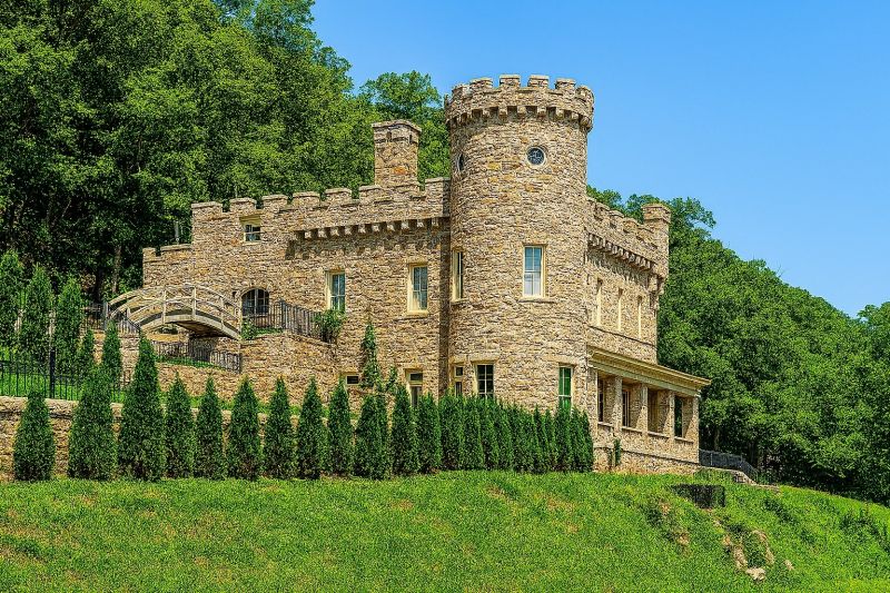 Local House Raising in Berkeley Springs, WV