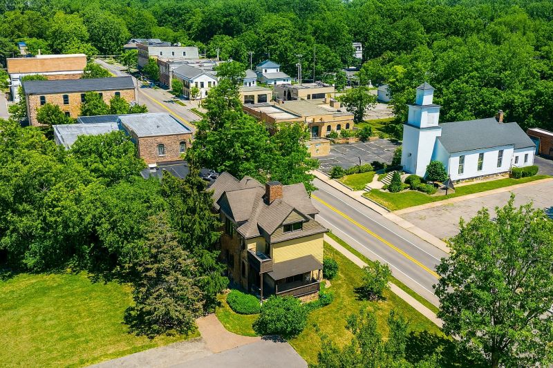 Local House Roof Installation in Clarkston, MI