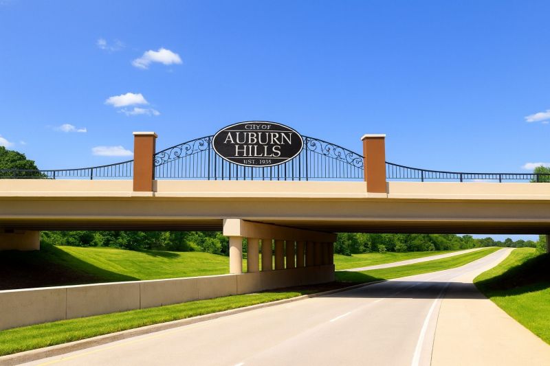 Local Roof Service in Auburn Hills, MI