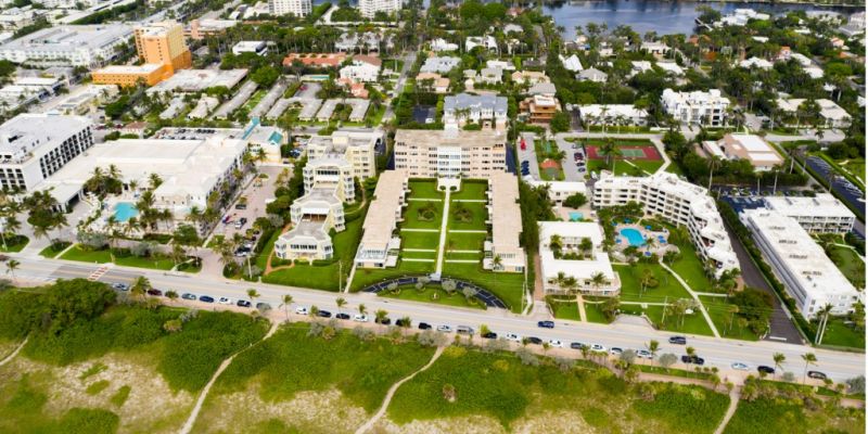 Local Roof Service in Delray Beach, FL