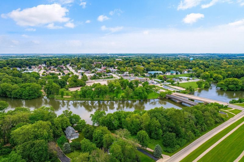 Security Fence Installation in Oswego, IL