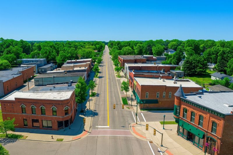 Local Vinyl Windows Installation in Oxford, MI
