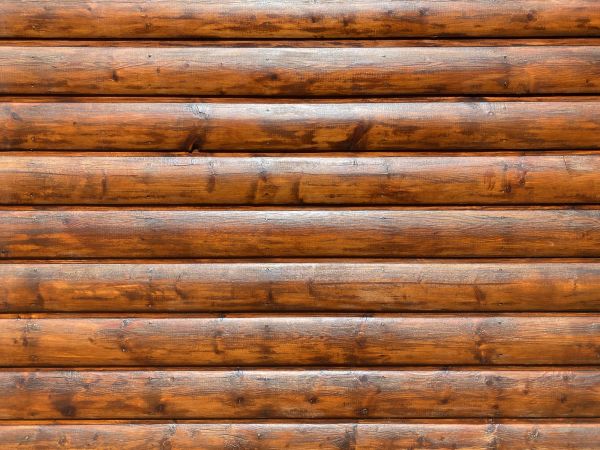Log Home Refinishing Service