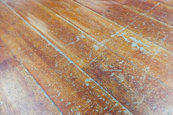 Wood Floor Scratch Refinishing